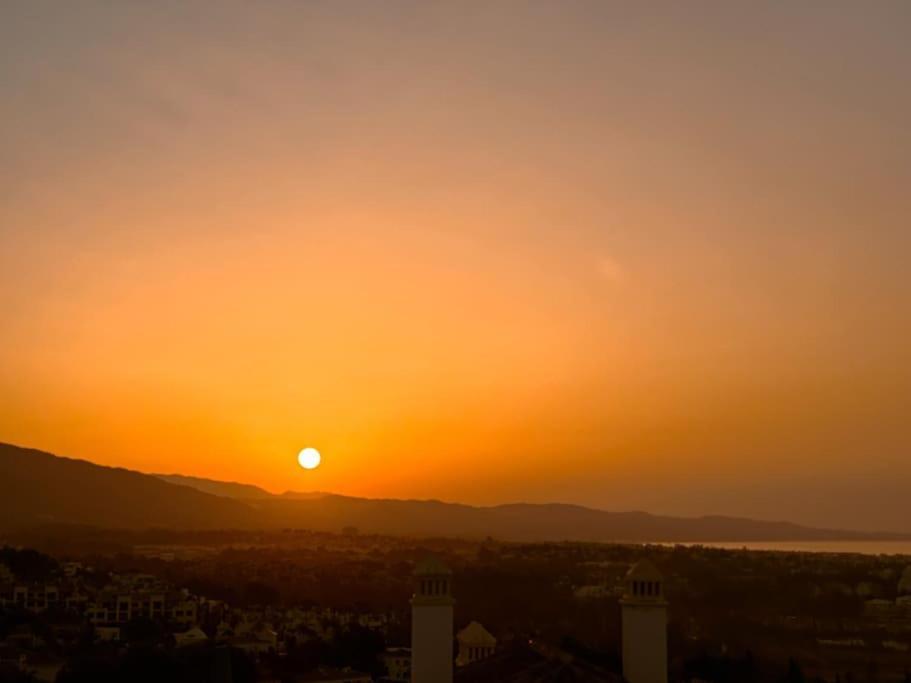 Oceanview Luxury Penthouse Apartman Estepona Kültér fotó