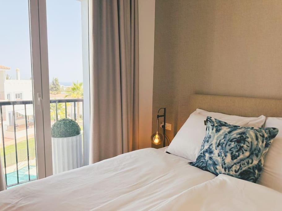 Oceanview Luxury Penthouse Apartman Estepona Kültér fotó